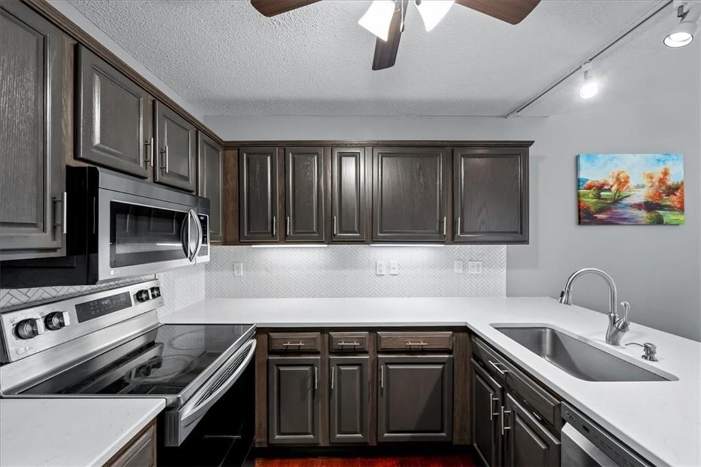 2213 S Central Street — photo 12