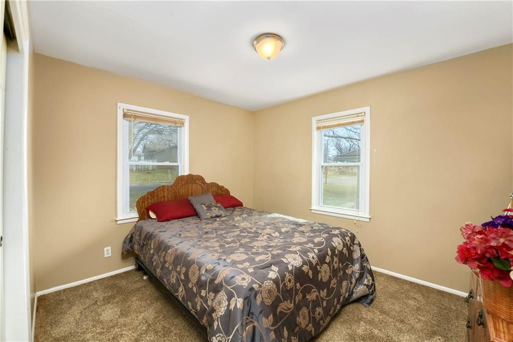 9214 Manchester Avenue — photo 13