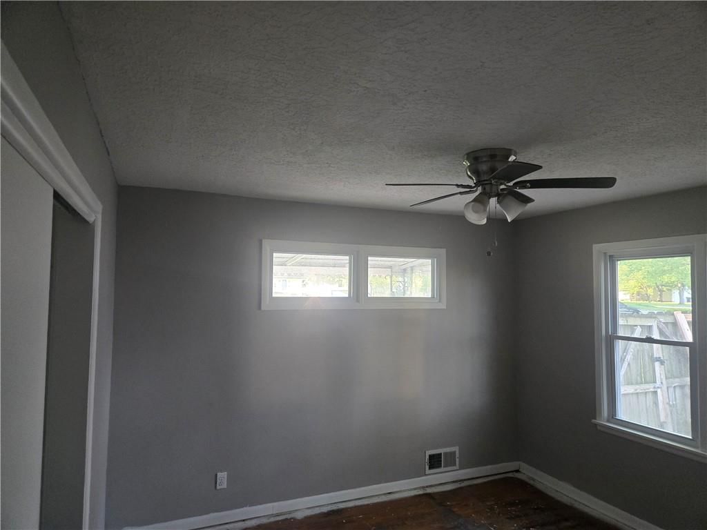 1402 S Dodgion Avenue — photo 6