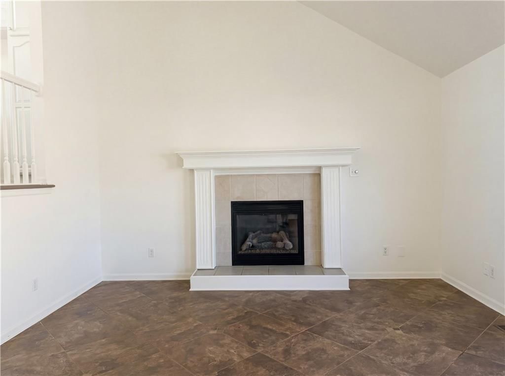 709 Woodland Circle — photo 3