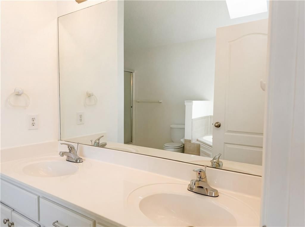 709 Woodland Circle — photo 6