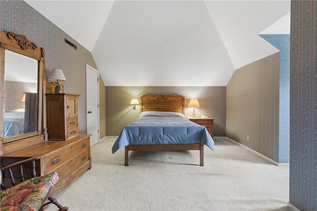 812 High Drive — photo 23