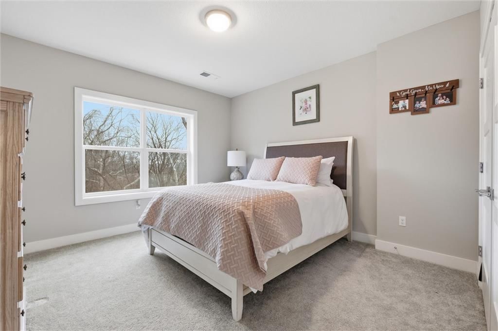 13426 Terrace Park Drive — photo 29