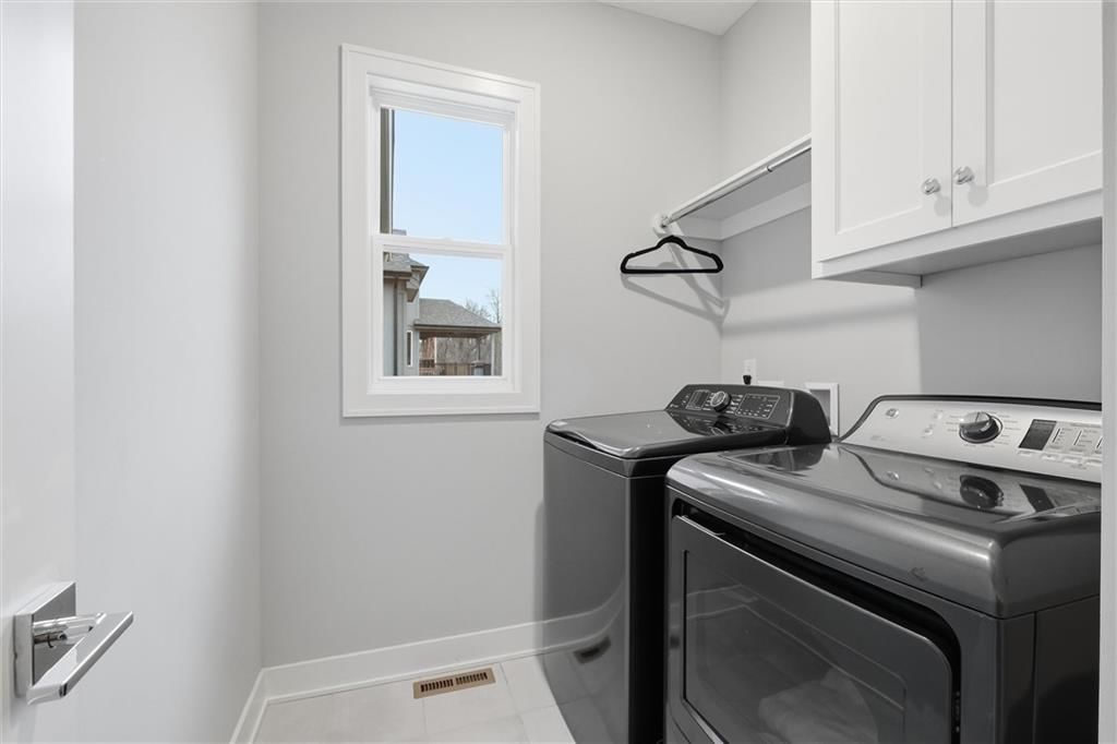 13426 Terrace Park Drive — photo 31