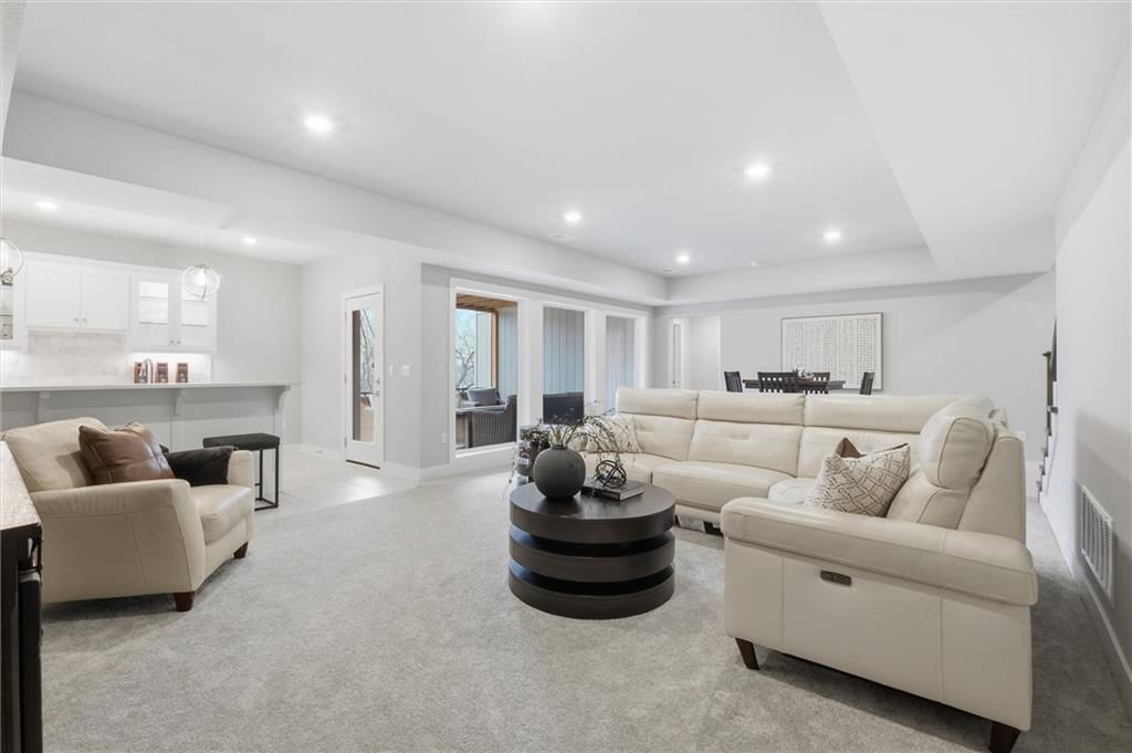 13426 Terrace Park Drive — photo 34