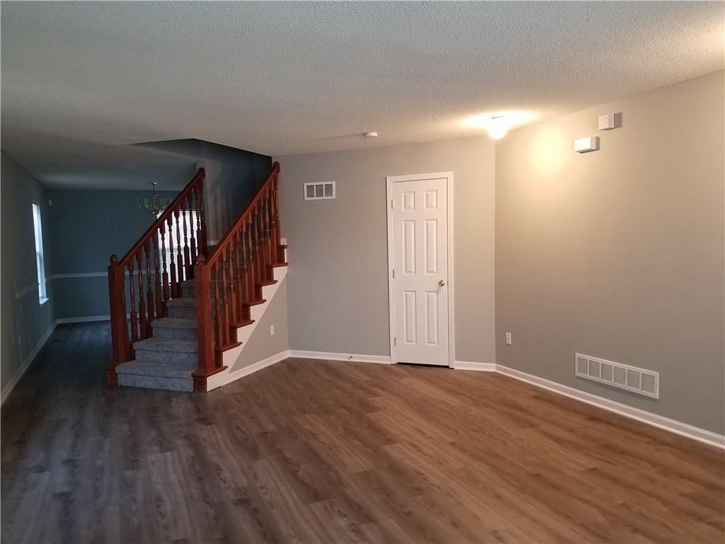 3937 Highland Avenue — photo 3