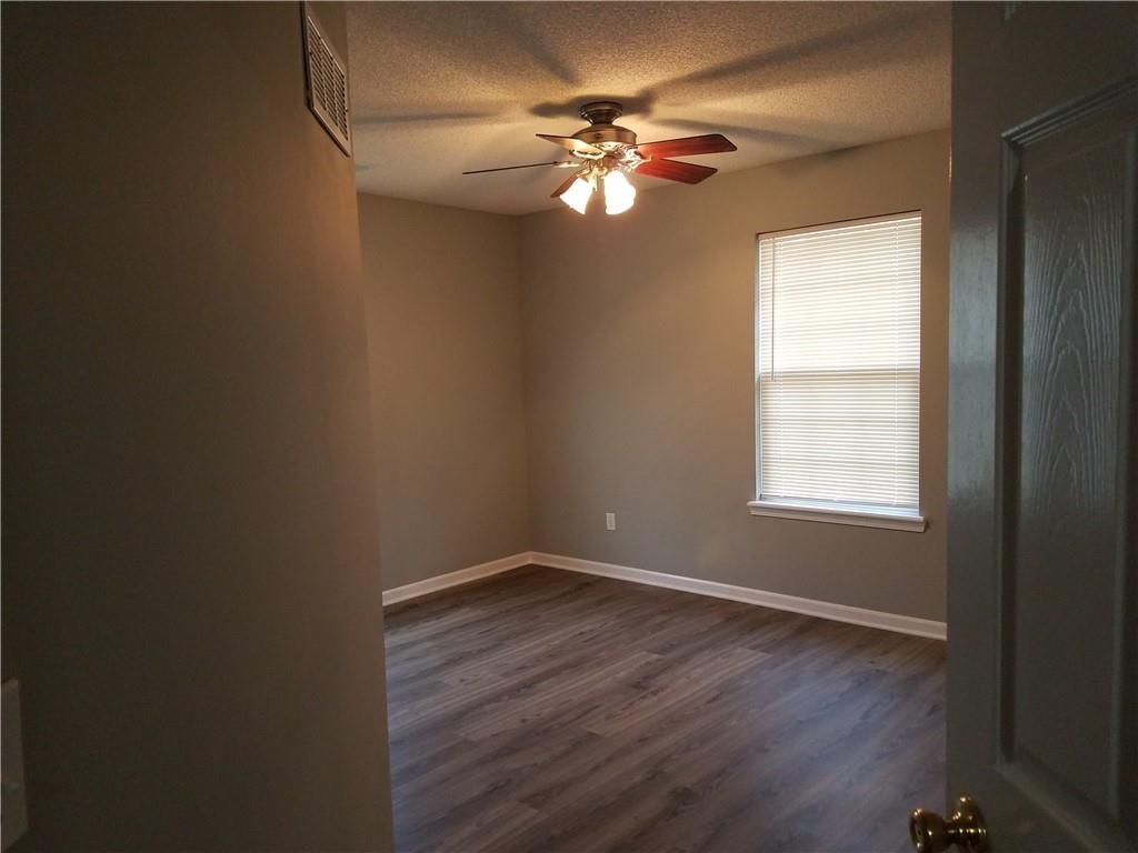 3937 Highland Avenue — photo 15