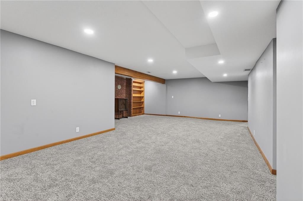 2103 NE 85th Road — photo 24