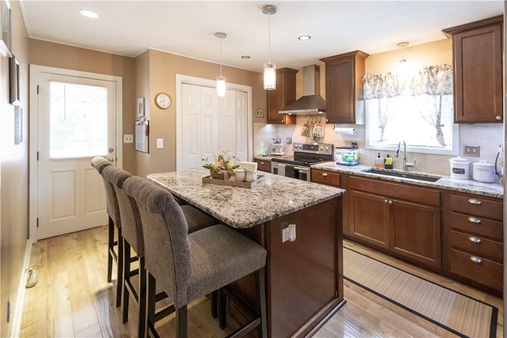 1802 S Arrowhead Drive — photo 7