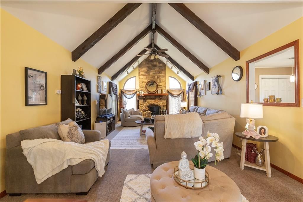 1802 S Arrowhead Drive — photo 11