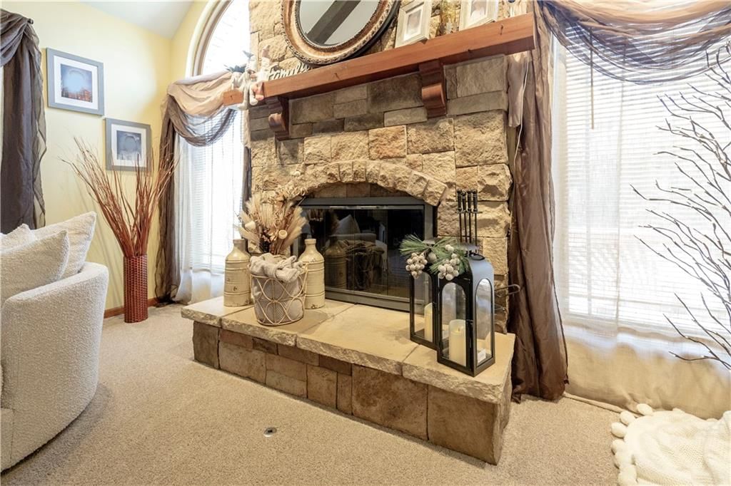 1802 S Arrowhead Drive — photo 12
