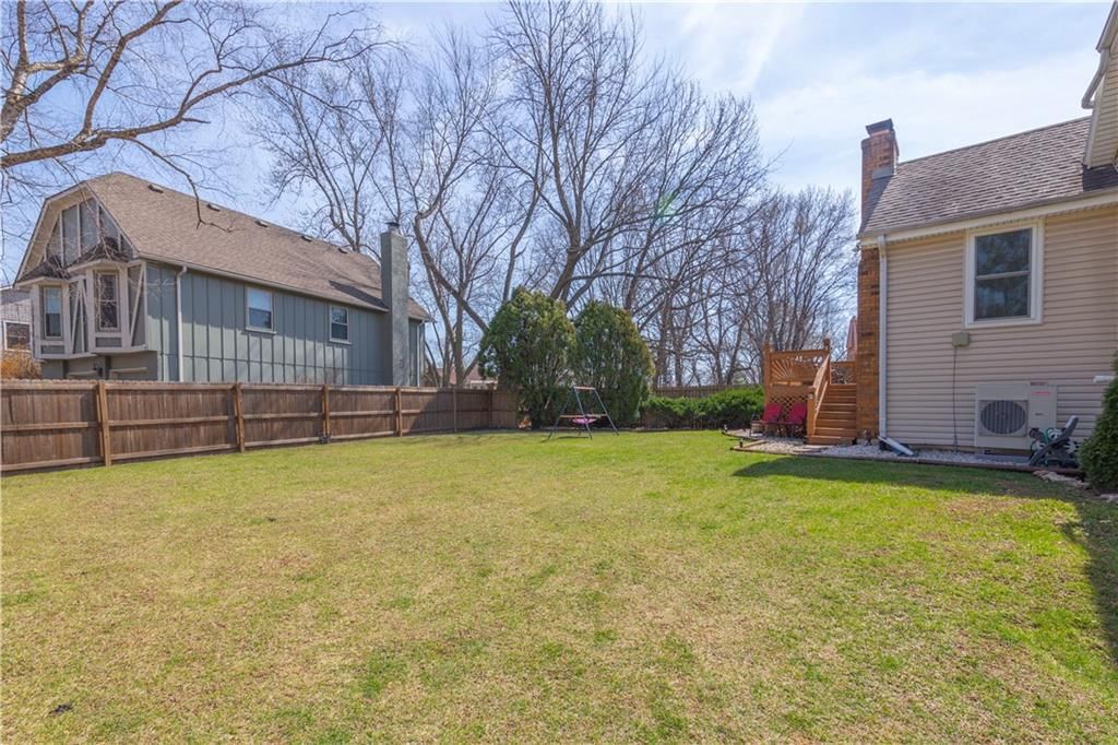 1802 S Arrowhead Drive — photo 27