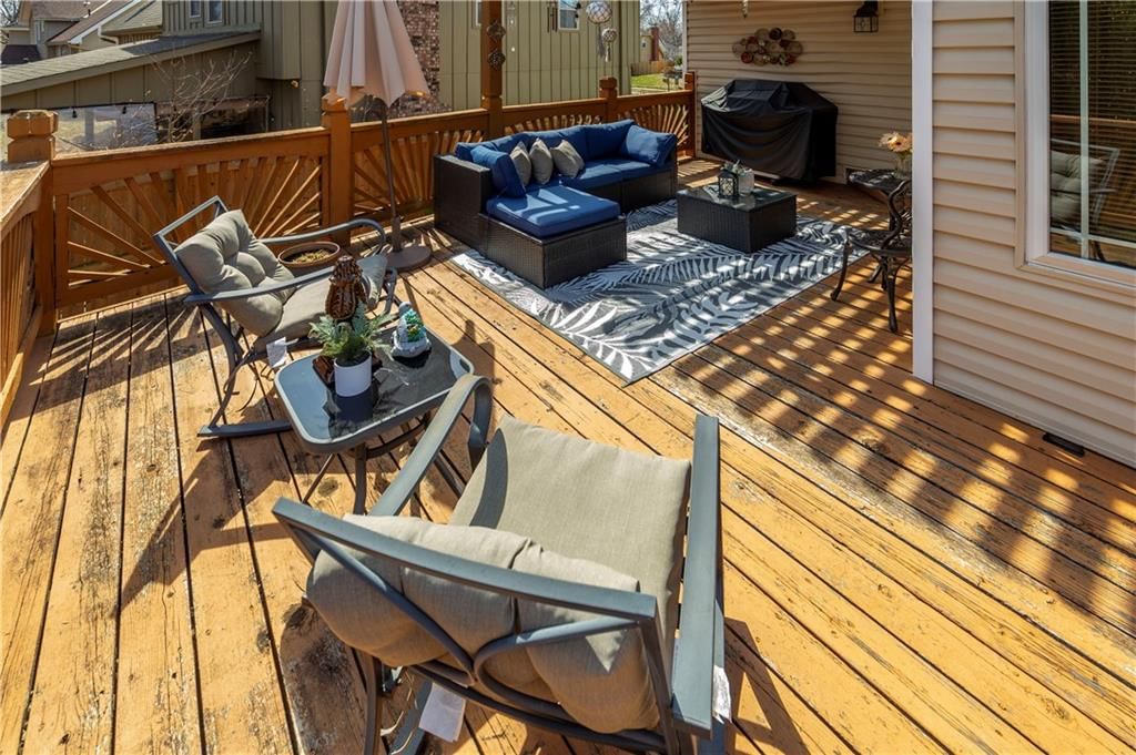 1802 S Arrowhead Drive — photo 30
