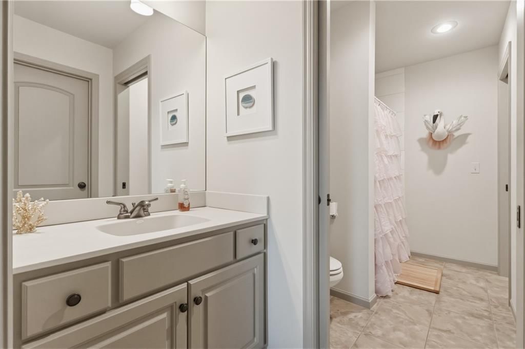 9014 Chestnut Street — photo 32
