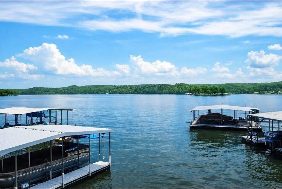 1508 Red Fox Road, Climax Springs, MO