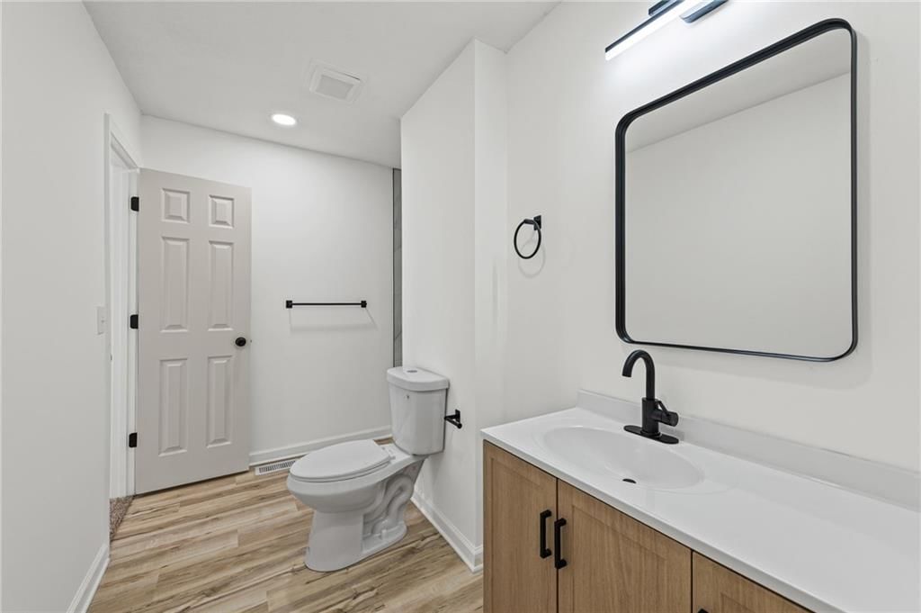7637 N Stoddard Avenue — photo 19