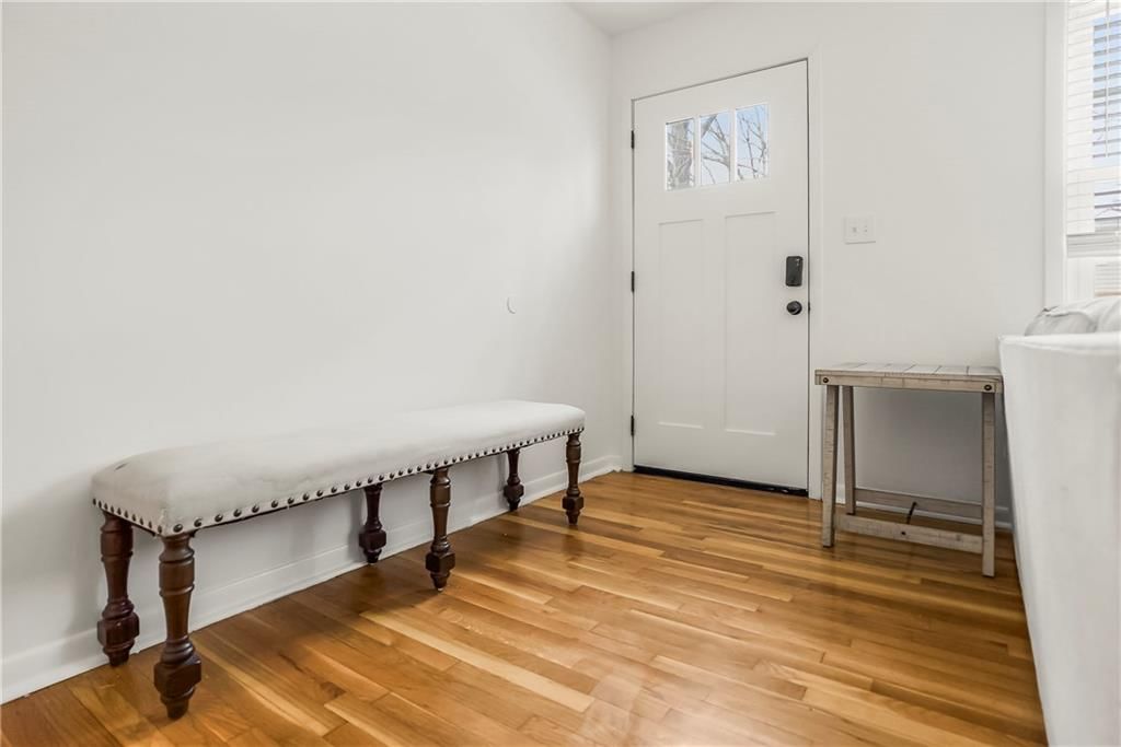 5113 N Wayne Avenue — photo 3