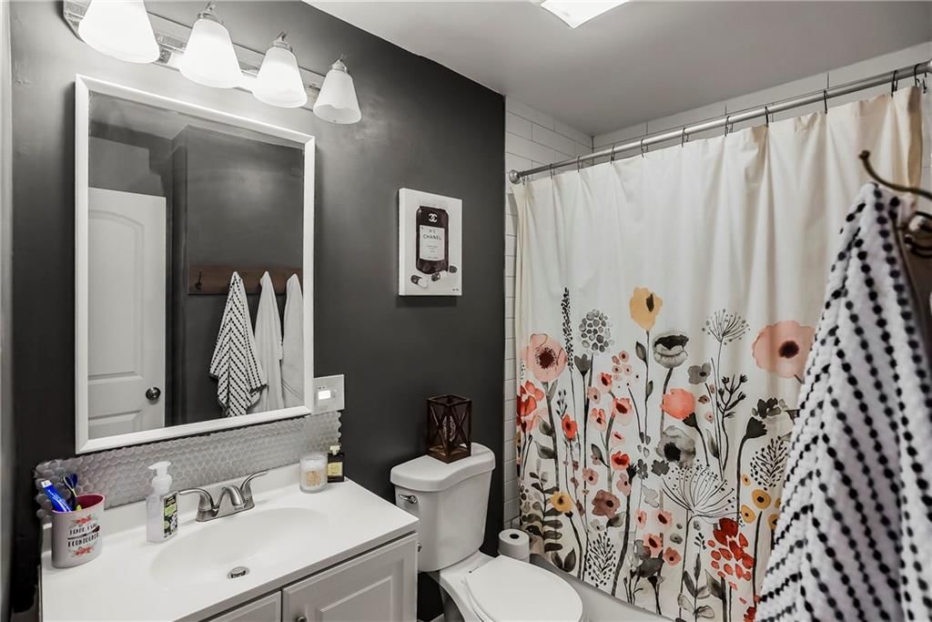 5113 N Wayne Avenue — photo 19