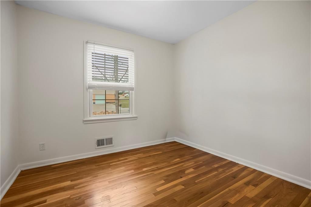5113 N Wayne Avenue — photo 20