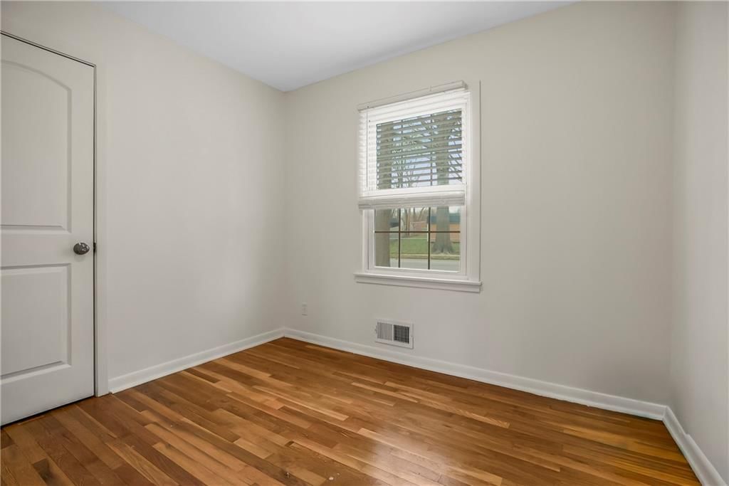 5113 N Wayne Avenue — photo 21