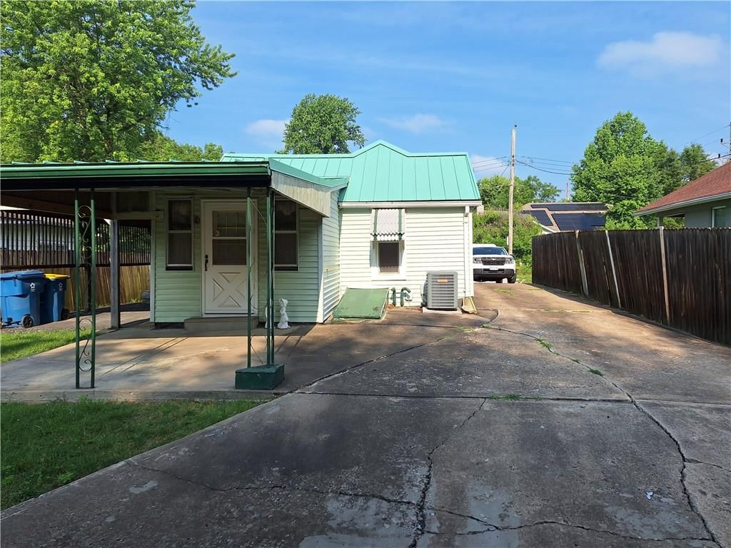 105 S Ralston N/A — photo 2
