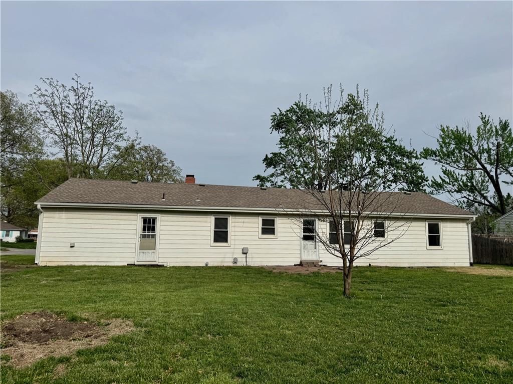 601 S Troost Street — photo 20