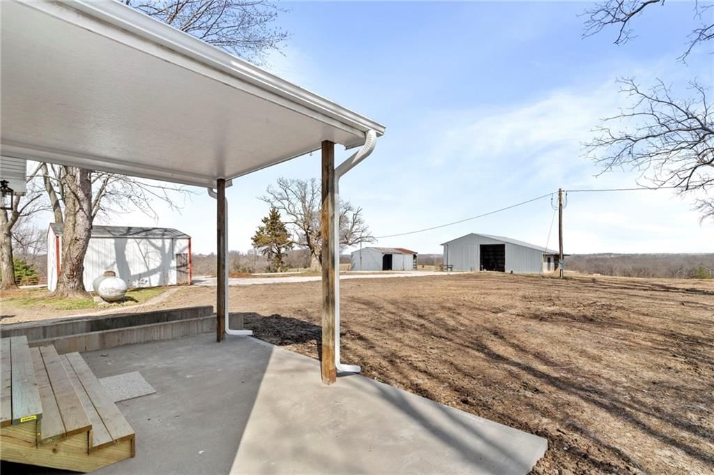 457 SW F Highway — photo 8
