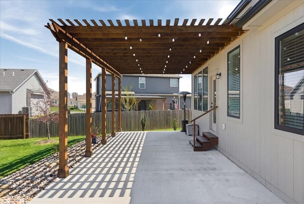 21010 W 225th Street — photo 28