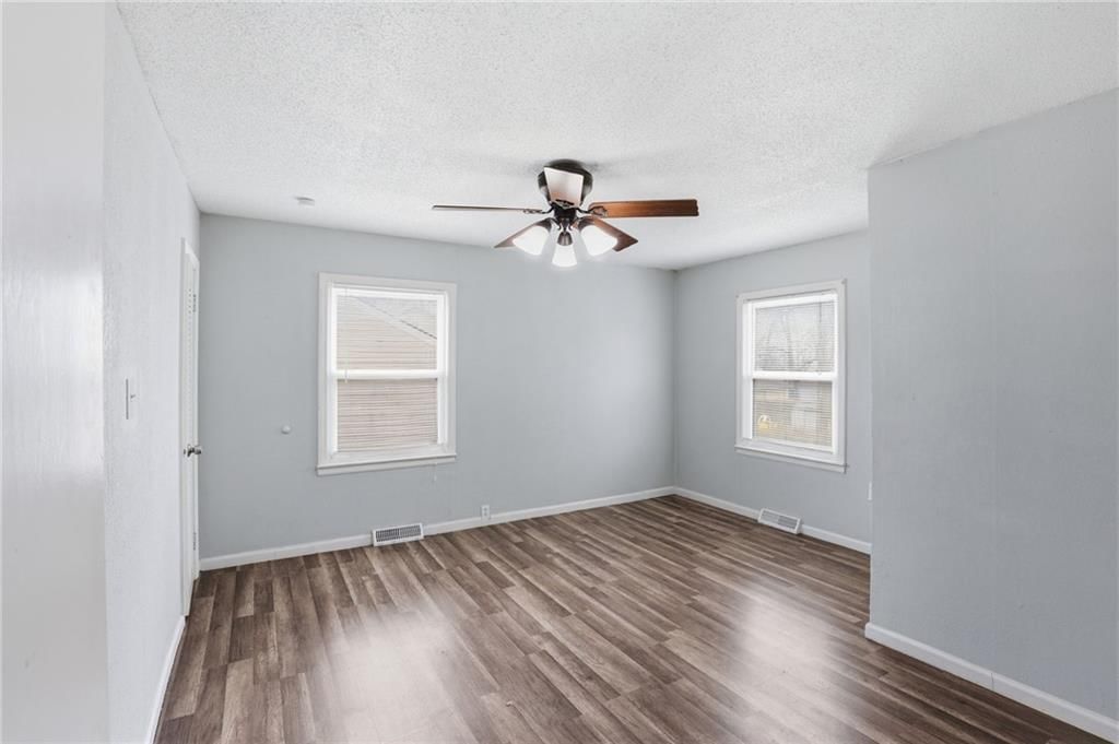 9609 E 68th Street — photo 13