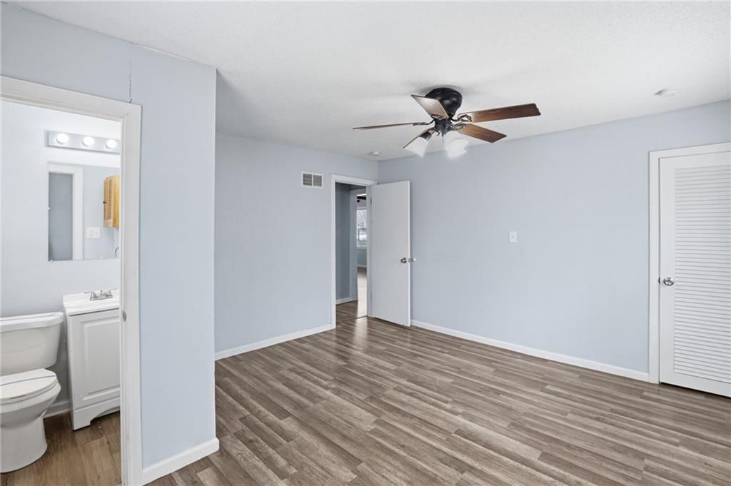 9609 E 68th Street — photo 15