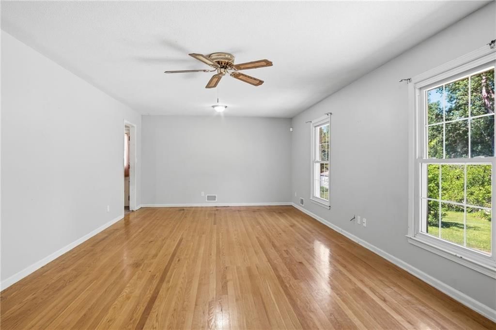 6305 Ralston Avenue — photo 3