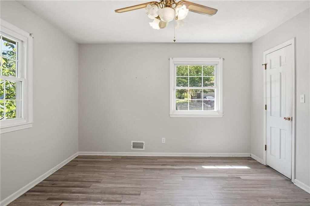 6305 Ralston Avenue — photo 10
