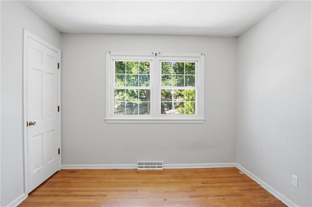 6305 Ralston Avenue — photo 16
