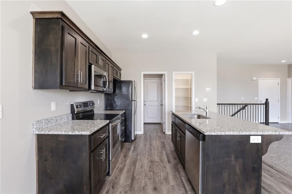 21801 Southcreek Road — photo 10