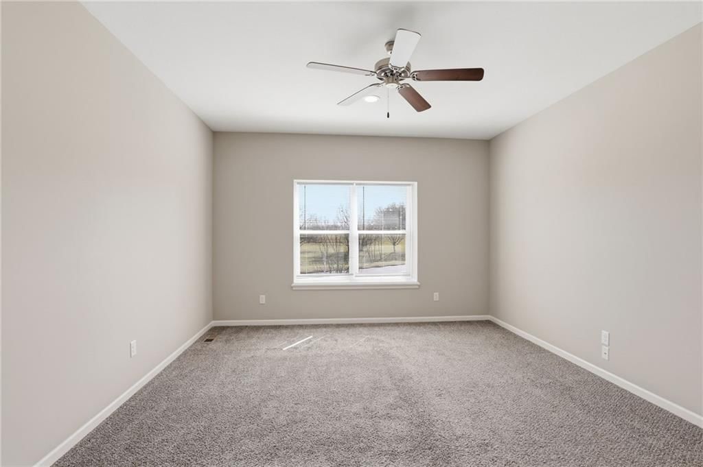 21801 Southcreek Road — photo 14