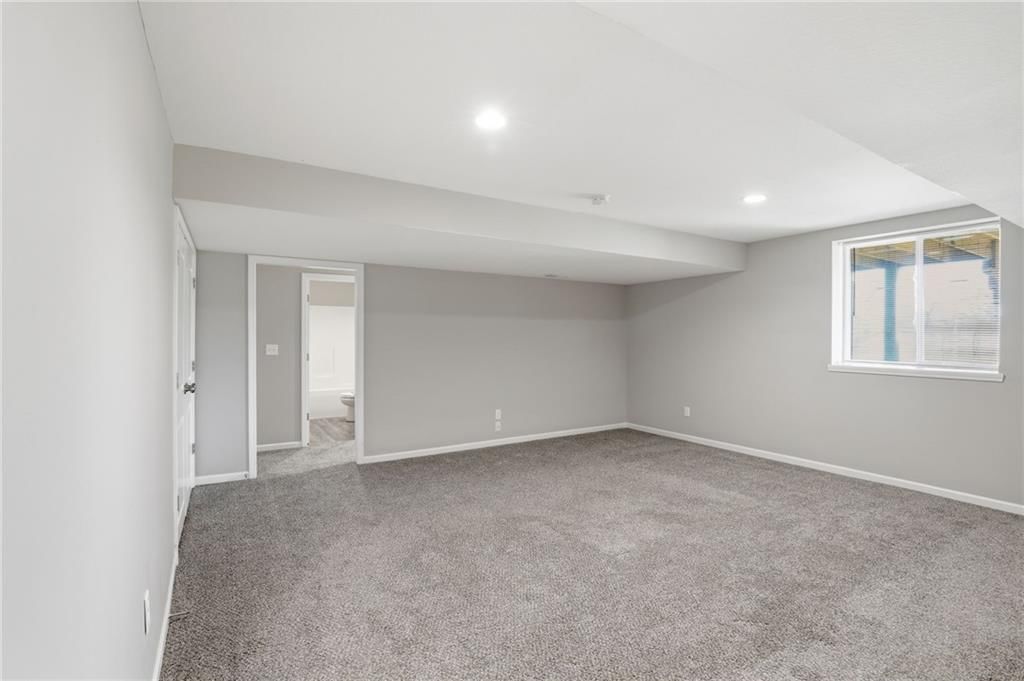 21801 Southcreek Road — photo 22