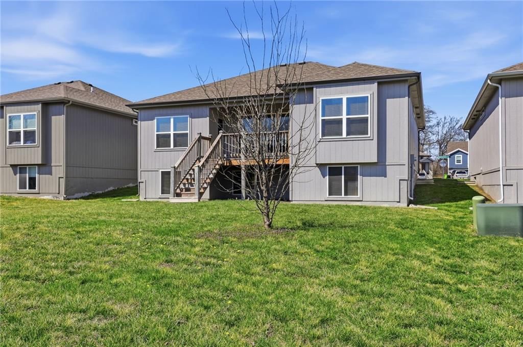21801 Southcreek Road — photo 37
