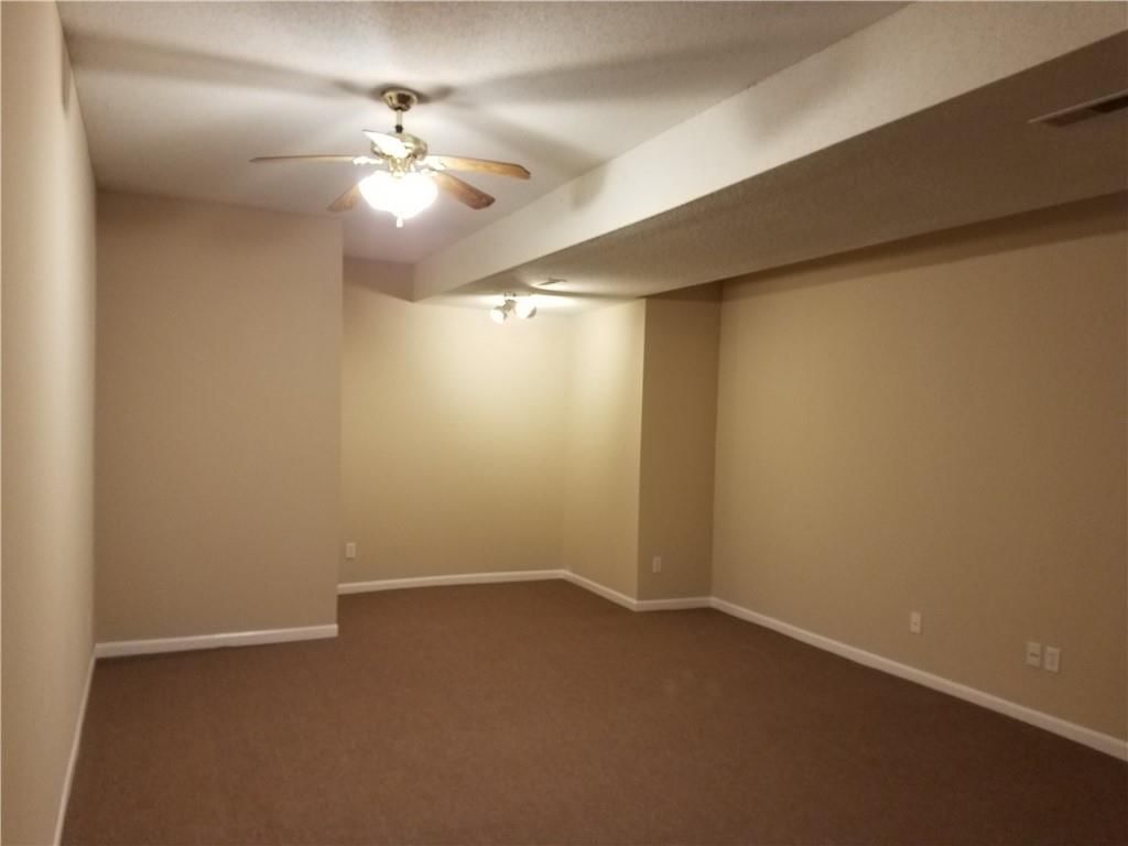 3936 Highland Avenue — photo 10
