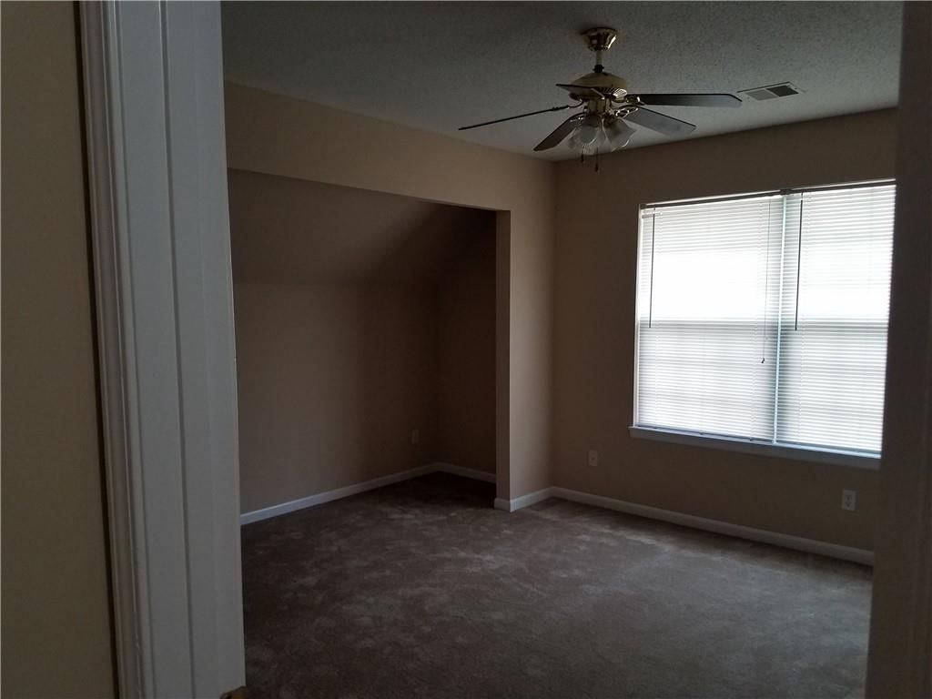3936 Highland Avenue — photo 15