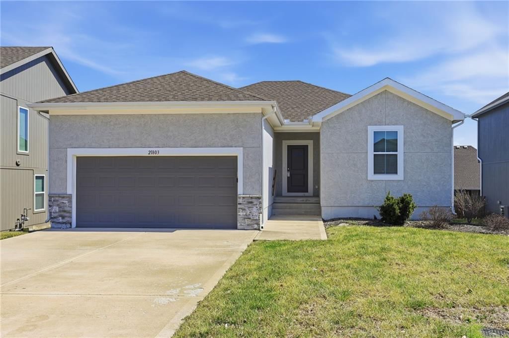 21803 Massa Circle — photo 2