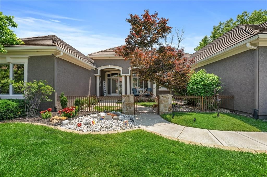 8709 Pine Street — photo 3