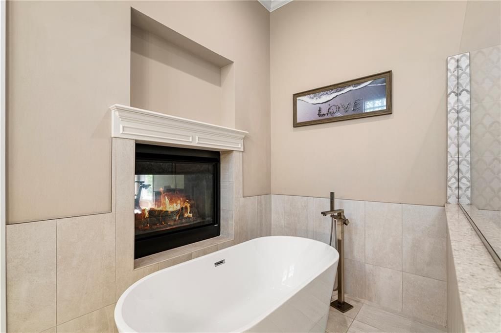 8709 Pine Street — photo 22