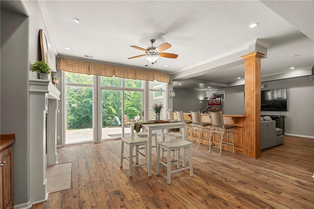 8709 Pine Street — photo 29