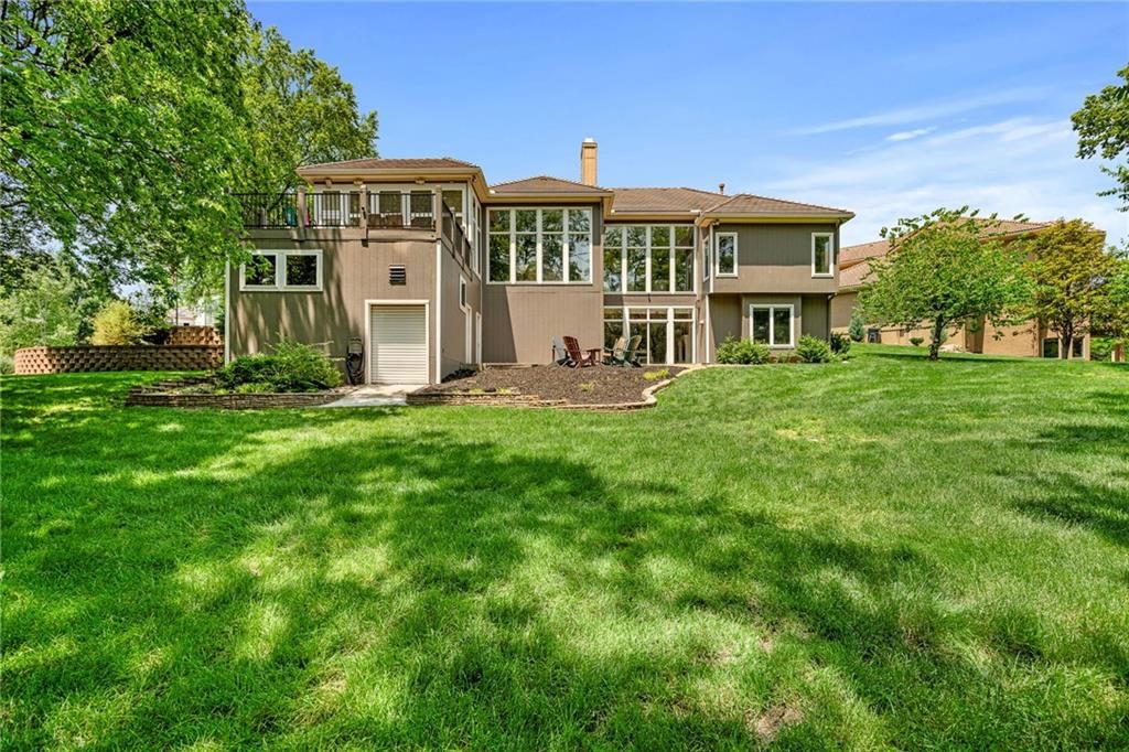 8709 Pine Street — photo 42