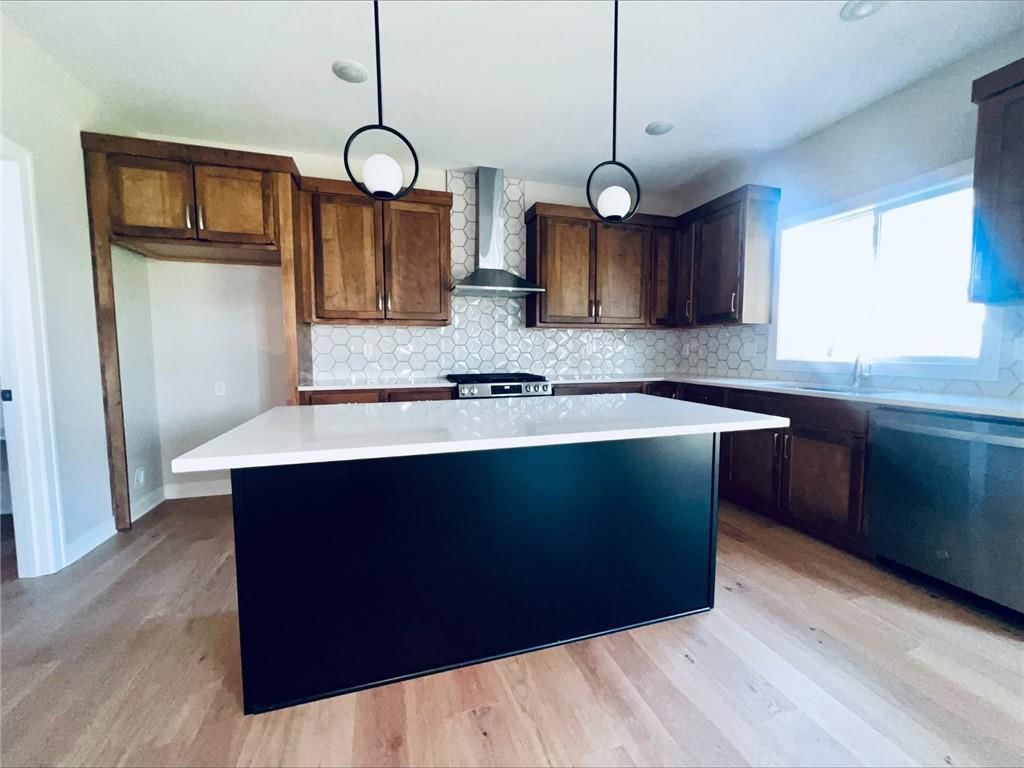 13305 W 179th Street — photo 3