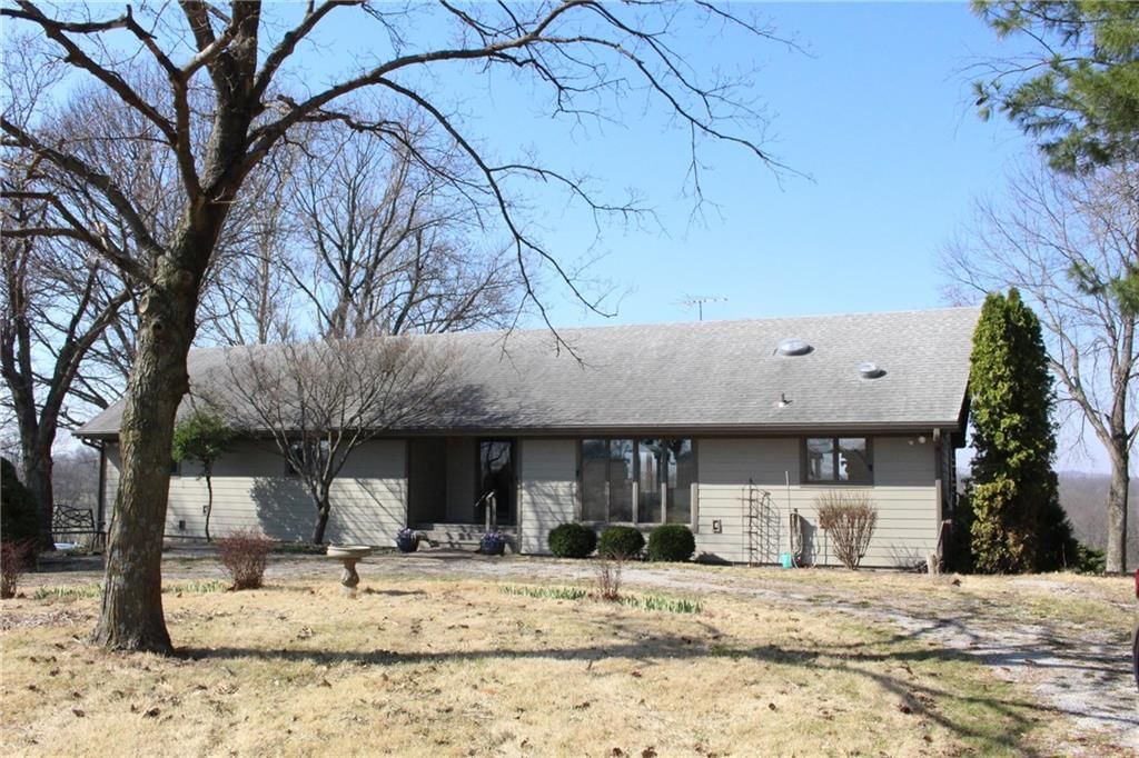 15630 Hackberry Lane — photo 3