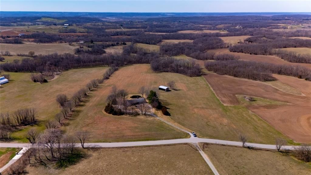 15630 Hackberry Lane — photo 9