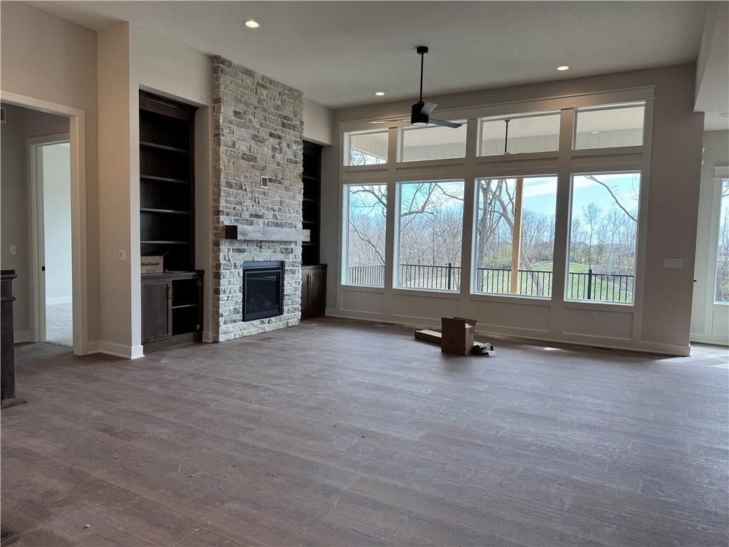 4800 NW Huonker Court — photo 9