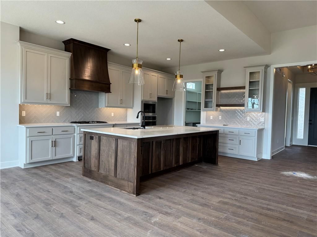 4800 NW Huonker Court — photo 10