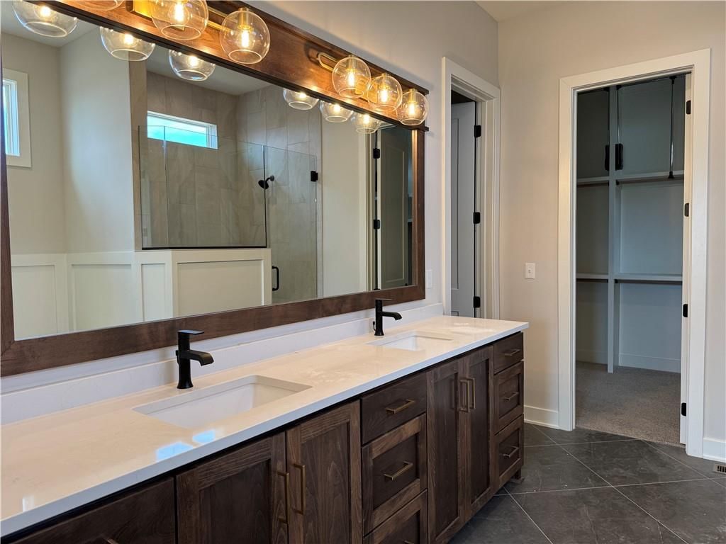 4800 NW Huonker Court — photo 16